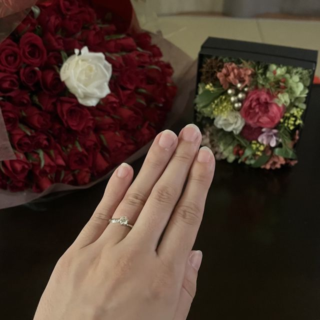 【アイプリモ(I-PRIMO)の口コミ】 ウェーブのデザインで私の手の形にフィット。シンプルよりもエレガントな…