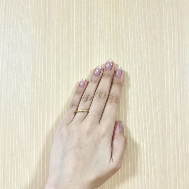 【アイプリモ(I-PRIMO)の口コミ】 色のみ2人で合わせて、デザインはそれぞれ選びました。
ねじれたデザイン…