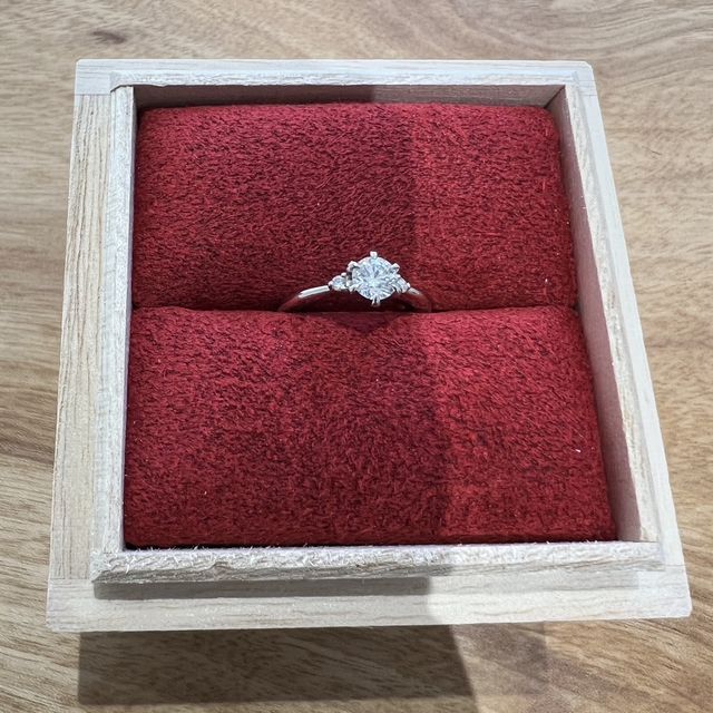 【出雲結(いずもゆい)の口コミ】 いろんなデザインを見たり、付けたりして満足いくものが見つかったのでこ…