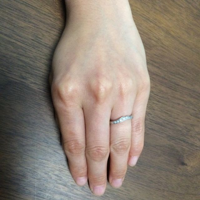 【俄(にわか)の口コミ】 自分自身が以前ブライダルの仕事をしており、俄も扱っていました。販売し…