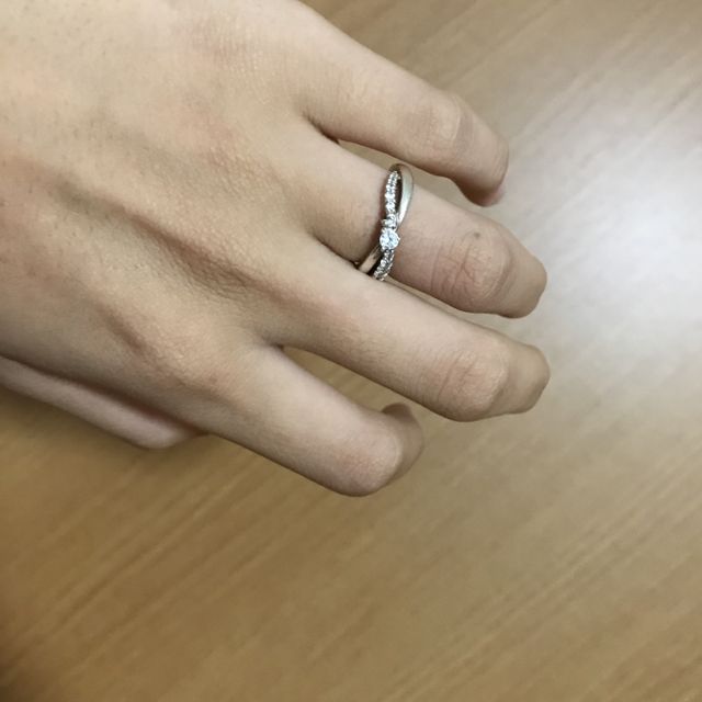 【4℃ BRIDAL(ヨンドシーブライダル)の口コミ】 周りにいろんなブランドがあって色々回ったのですが4℃が一番可愛くて4℃に…