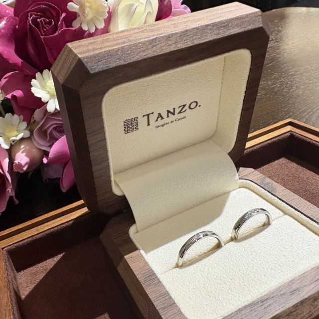 【TANZO.(鍛造指輪)の口コミ】 鍛造製法で丈夫に作られており、美しい状態を長く保ってくれるのが選んだ…