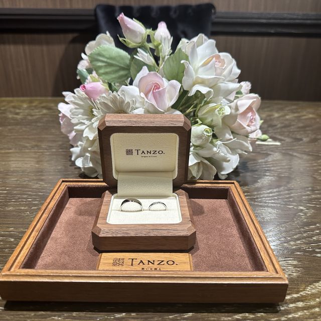 【TANZO.(鍛造指輪)の口コミ】 リングの太さにこだわりがあったので、男性の場合だと海外ブランドでも、…