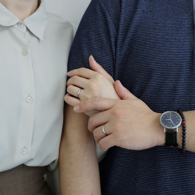 【出雲結(いずもゆい)の口コミ】 日本らしい和風なシンプルなデザインです。ヘアライン仕上げなので、他に…