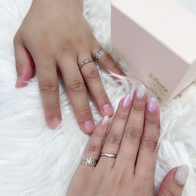 【ケイウノ ブライダル(K.UNO BRIDAL)の口コミ】 ディズニーが好きで、ディズニーモチーフの指輪で男女共に気に入るデザイ…