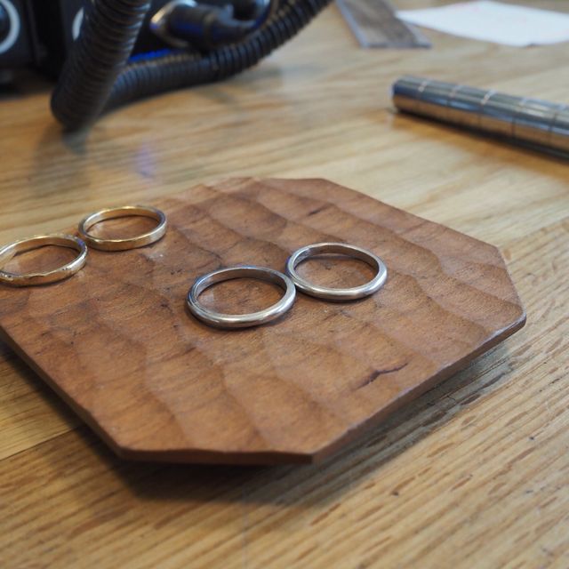 【CRAFY(クラフィ)の口コミ】 結婚指輪　シンプル　PT900 2mm 鏡面
手作りでありながら、強度と仕上がり…