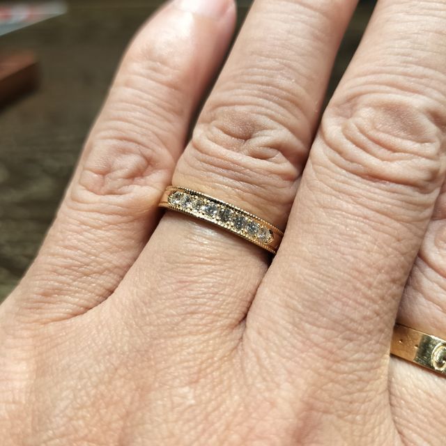 【TANZO.(鍛造指輪)の口コミ】 結婚指輪がきつくなってしまったので、イエローゴールドのハーフエタニテ…