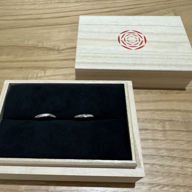 【出雲結(いずもゆい)の口コミ】 シンプル且つ普段の装いを邪魔しない自然なデザインで、つけ心地もよく、…