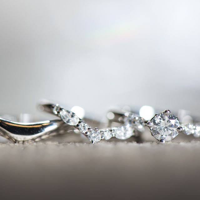 【Mariage ent(マリアージュエント)の口コミ】 指輪を探すときに結婚指輪と婚約指輪を重ね付けできる指輪を探していまし…