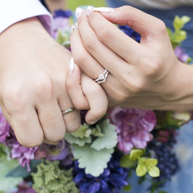 【Mariage ent(マリアージュエント)の口コミ】 指輪を探すときに結婚指輪と婚約指輪を重ね付けできる指輪を探していまし…