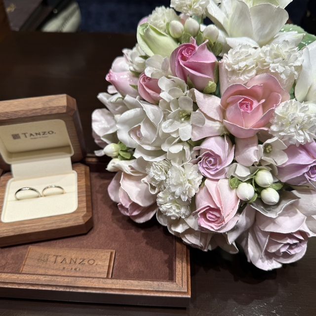 【TANZO.(鍛造指輪)の口コミ】 デザインと丈夫なところがとても良いです。
ダイヤ無しにしましたがこれが…