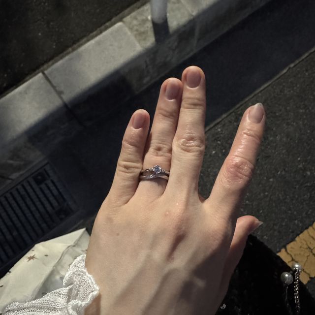 【BIJOUPIKO(ビジュピコ)の口コミ】 自由に自分の好みのダイヤが選べました。ダイヤの色味などで変わる値段な…