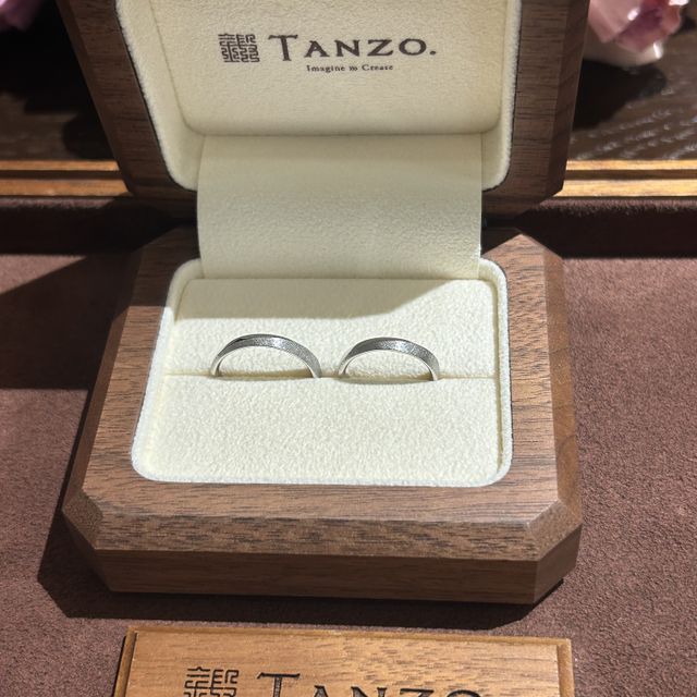 【TANZO.(鍛造指輪)の口コミ】 ・夫婦同じデザインにしたため、より結婚指輪感が出て非常に気に入ってま…
