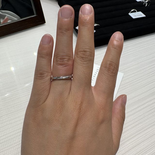 【TRECENTI(トレセンテ)の口コミ】 3箇所みてまわったが、着け心地がもっともよかった。自分の指の形が、指輪…