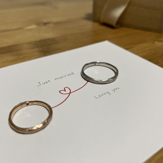 【YUKA HOJO(ユカホウジョウ)の口コミ】 シンプルで落ち着いたデザインながら、手元を綺麗に見せてくれるバランス…