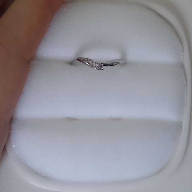 【俄(にわか)の口コミ】 ピンクダイアモンドがとっても可愛くて一目惚れしてしまいました。

Vライ…