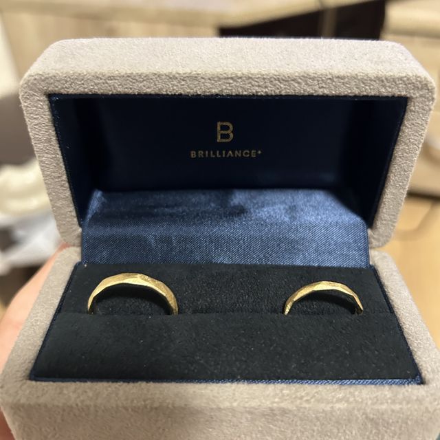 【BRILLIANCE+(ブリリアンスプラス)の口コミ】 デザインがかぶりにくじぶんに合った指輪を見つけることができました、色…