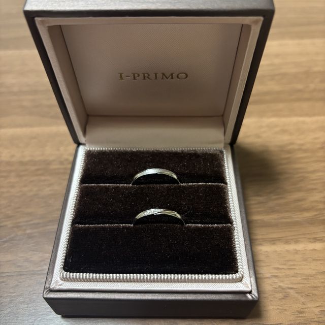 【アイプリモ(I-PRIMO)の口コミ】 (指輪のデザイン)本当はワンポイントのダイヤがいいと思っでしたが、色々…