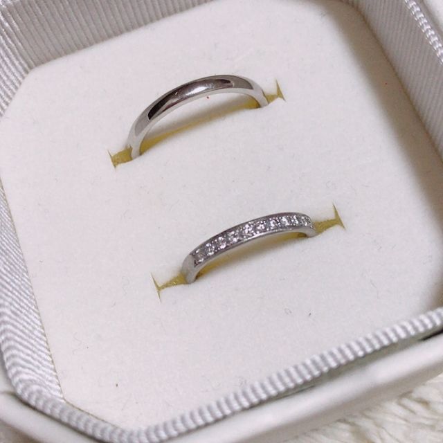 【4℃ BRIDAL(ヨンドシーブライダル)の口コミ】 仕事中は指輪の着用が出来ないため、着用の機会が少ないのでなるべく華や…