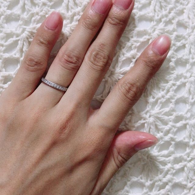 【4℃ BRIDAL(ヨンドシーブライダル)の口コミ】 仕事中は指輪の着用が出来ないため、着用の機会が少ないのでなるべく華や…