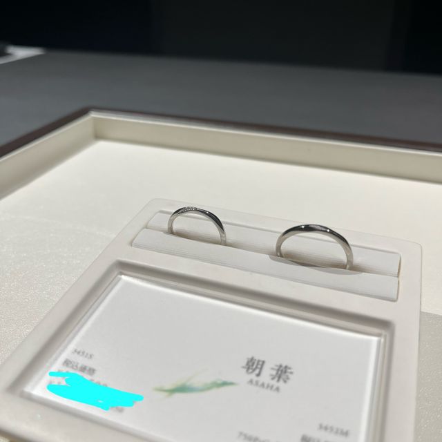 【俄(にわか)の口コミ】 波型デザインで手馴染みが良く、軽い付け心地です。それでいて壊れてしま…