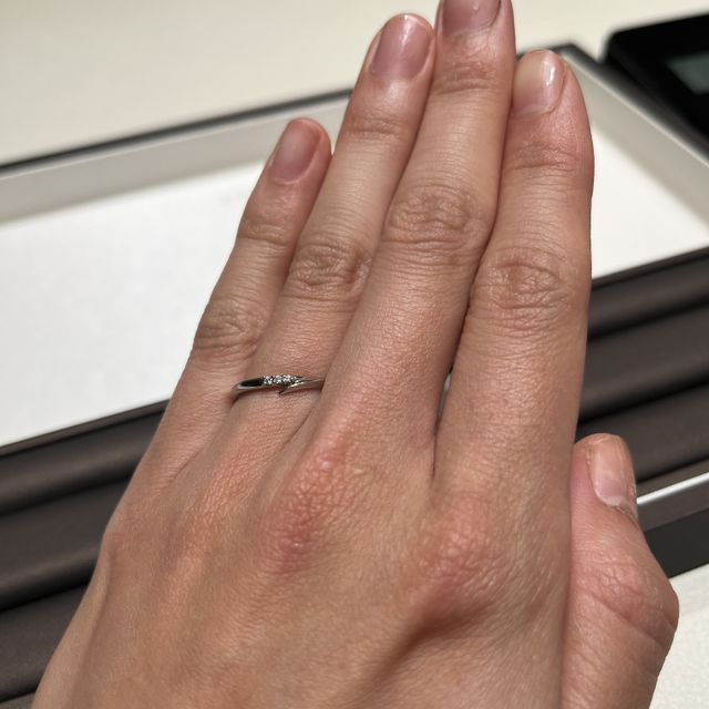 【アイプリモ(I-PRIMO)の口コミ】 着け心地がとても軽く、ほぼ着用感がありません。波型がとてもよく手に馴…