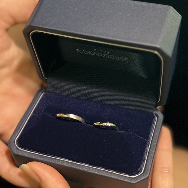 【銀座ダイヤモンドシライシの口コミ】 まず、リング・ダイヤ共に輝きがきれいです。職場で着用し始めたら、他の…