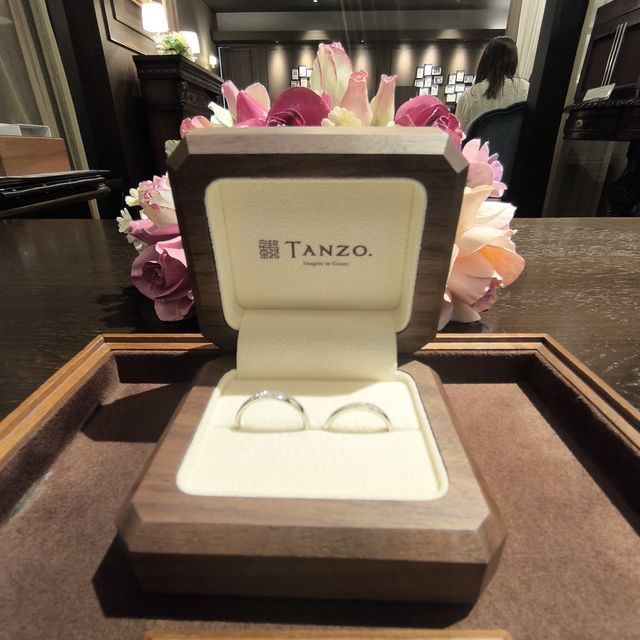 【TANZO.(鍛造指輪)の口コミ】 色々注文を聞いていただき、デザインもシンプルの中にアクセントを入れて…