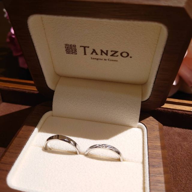 【TANZO.(鍛造指輪)の口コミ】 シンプルであるがゆえに、その中に磨きあげられ研ぎ澄まされた美しさが光…