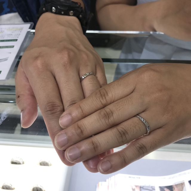 【宝寿堂(ほうじゅどう)の口コミ】 結婚指輪は常につけることをお互い意識してたので石なしのシンプルなもの…