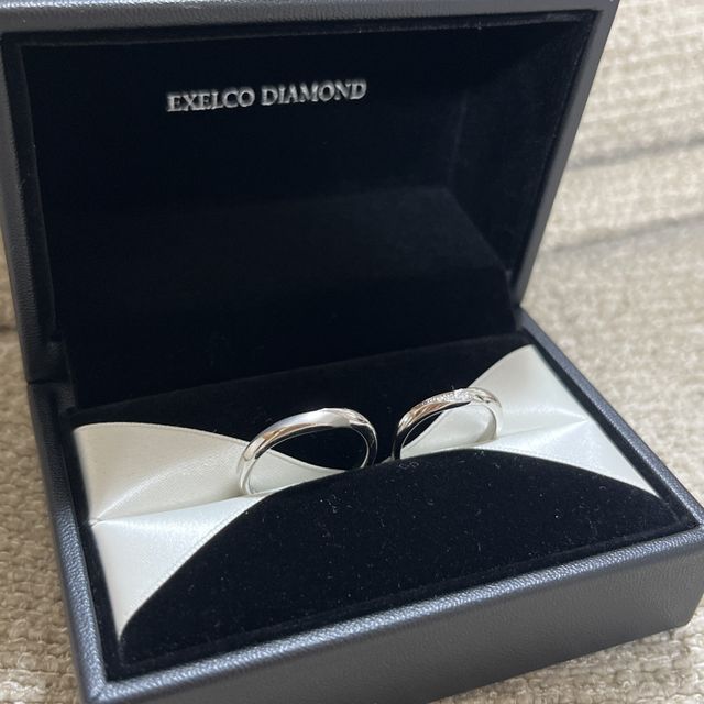 【エクセルコダイヤモンド(EXELCO DIAMOND)の口コミ】 圧倒的なペアリング感（メンズとレディースの形が似ていて、おそろい感が…