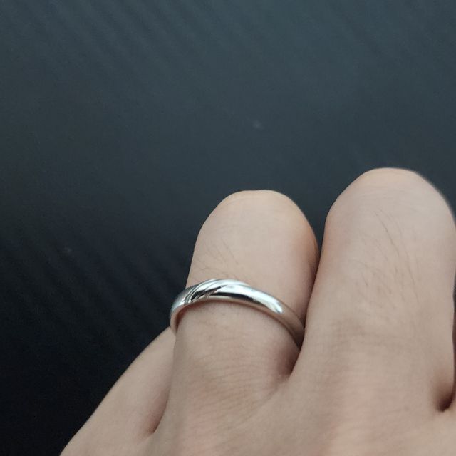 【ケイウノ ブライダル(K.UNO BRIDAL)の口コミ】 ディズニーのかわいいロゴが、内側に刻印され
また指輪がキャラクターイメ…