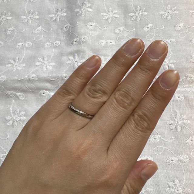 【BOASORTE(ボアソルテ)の口コミ】 シンプルなデザインだけど、控えめなキラキラした感じが良いと思う。また…