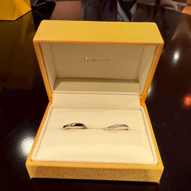 【ケイウノ ブライダル(K.UNO BRIDAL)の口コミ】 フルオーダーで自分たちが妥協してない指輪のデザイン！
黒メッキが旦那さ…