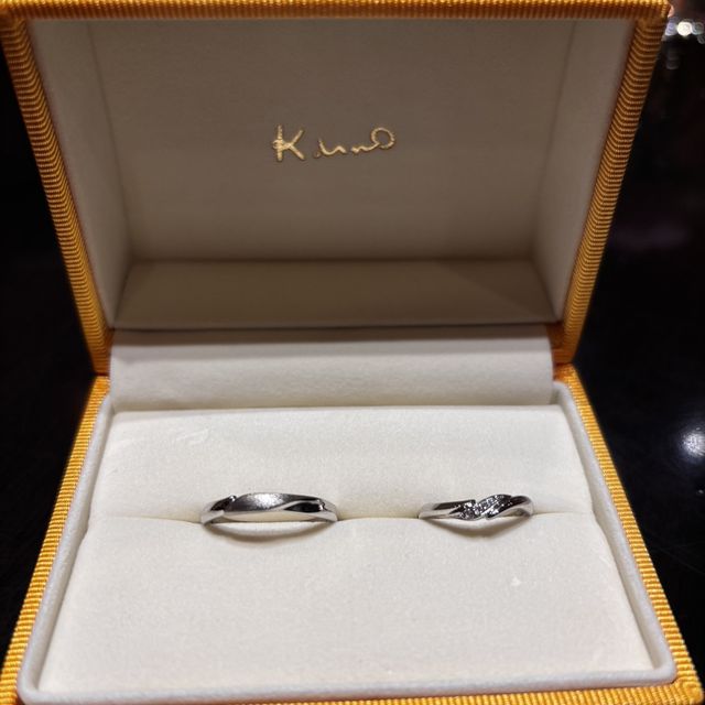 【ケイウノ ブライダル(K.UNO BRIDAL)の口コミ】 デザインは可愛らしい感じのものが多い印象です。
ダイヤモンドにもこだわ…