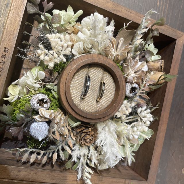 【鎌倉彫金工房の口コミ】 プラチナ、K18、ホワイトゴールド、ピンクゴールドから色は選べ、相手はプ…