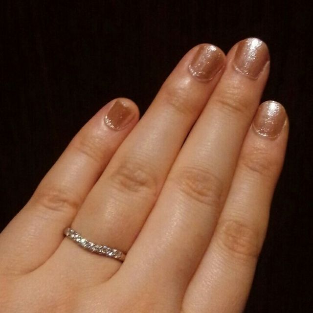 【ROYAL ASSCHER(ロイヤル・アッシャー)の口コミ】 婚約指輪は使用頻度が少なそうなので購入せず、結婚指輪を豪華にすること…