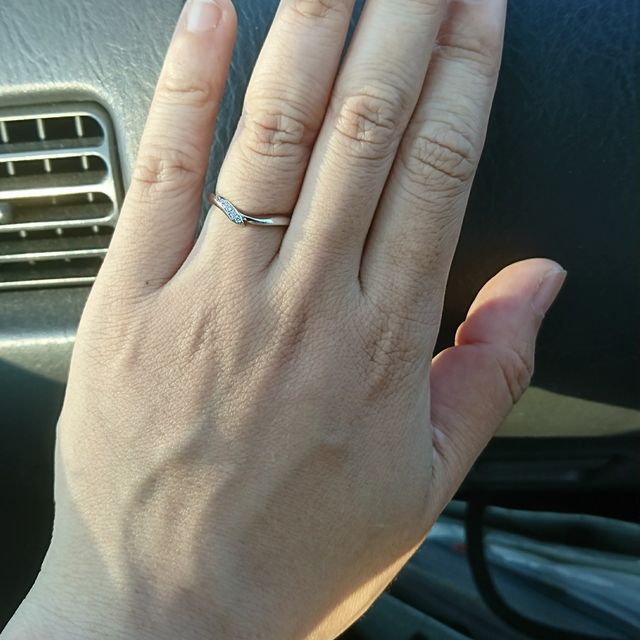 【俄(にわか)の口コミ】 俄と言うブランドはそれまで知らなかったのですが、ネットで結婚指輪を検…