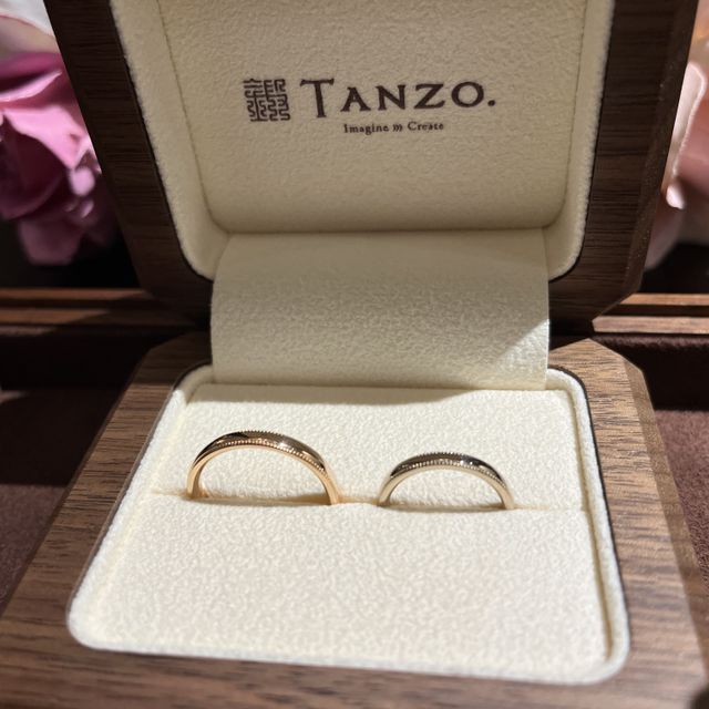 【TANZO.(鍛造指輪)の口コミ】 カラーから詳細なデザイン等ものすごく詳細な部分にまでこだわることがで…