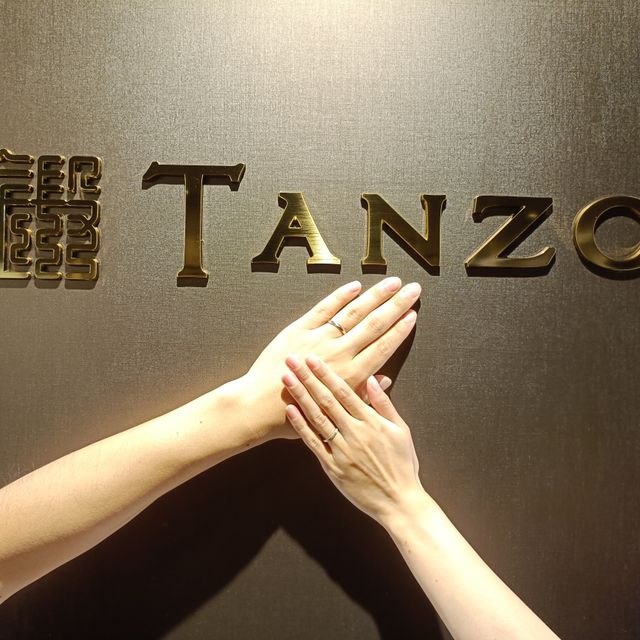 【TANZO.(鍛造指輪)の口コミ】 艶消しの落ち着いた質感に、7つのダイヤが輝く上品なデザインがすごく気に…