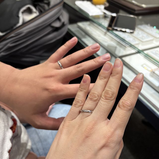 【アイプリモ(I-PRIMO)の口コミ】 シンプルなデザインで仕事の時もプライベートでも普段使いしやすいものに…