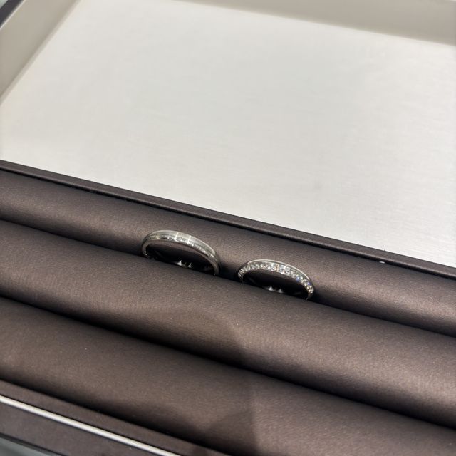 【アイプリモ(I-PRIMO)の口コミ】 子供の頃憧れた母親の結婚指輪が一石のみのシンプルなもので、結婚指輪の…