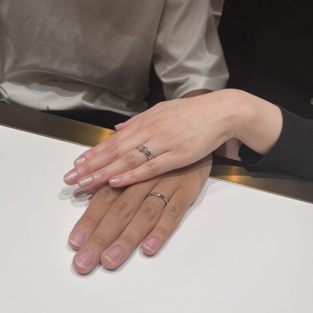 【ラザール ダイヤモンド(LAZARE DIAMOND)の口コミ】 あまりつける機会がないと見込んでデザインは一つダイヤモンドがあるもの…