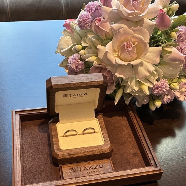 【TANZO.(鍛造指輪)の口コミ】 シンプルなデザインだが表面加工など他にないこだわりを入れることができ…