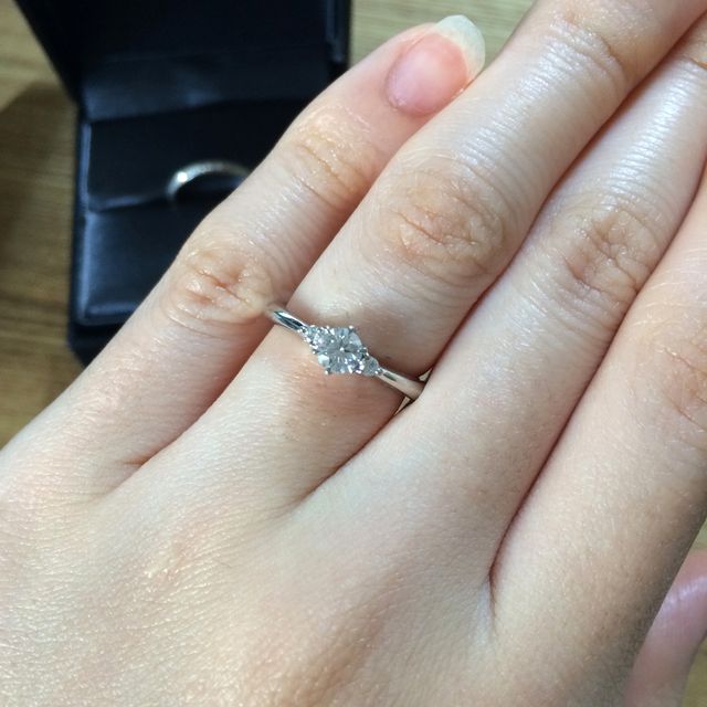 【ラザール ダイヤモンド(LAZARE DIAMOND)の口コミ】 おとぎ話のように大きなダイヤ一粒！というのも憧れましたが、せっかく一…