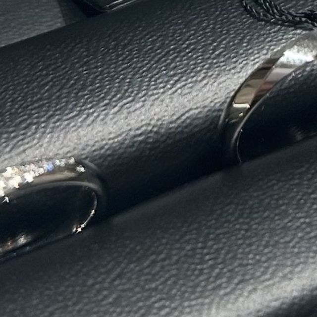 【ラザール ダイヤモンド(LAZARE DIAMOND)の口コミ】 公式サイトで見ていたときに、とてもキラキラしていて綺麗だなと思ってい…