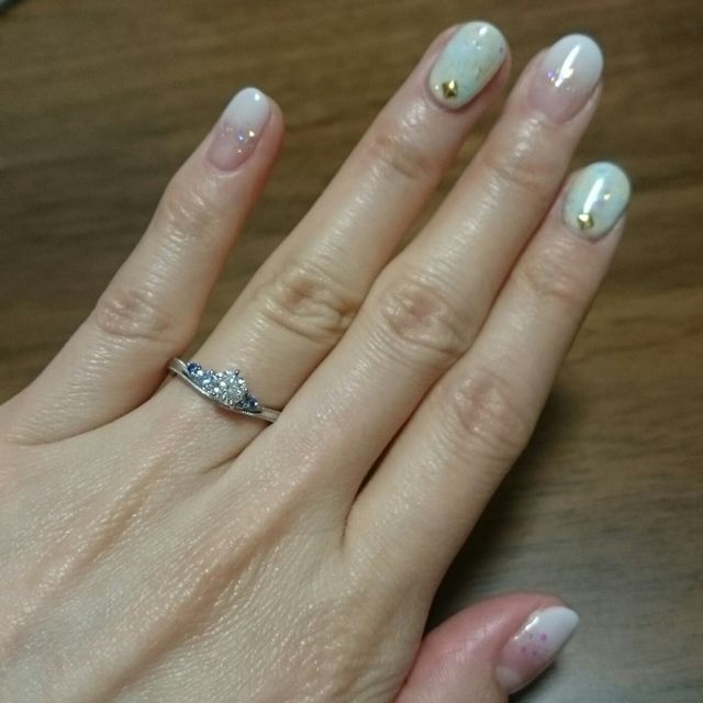 【LUCIE(ルシエ)の口コミ】 婚約指輪といってもその時限りではもったいないと思い、普段からも使える…