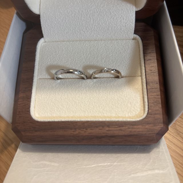 【TANZO.(鍛造指輪)の口コミ】 オリジナルで作れて可愛かったです。
ダイアモンドの数も指定し、カラーは…