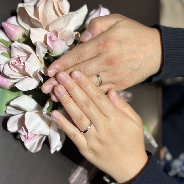 【TANZO.(鍛造指輪)の口コミ】 オーダーメイドで、刻印の内容やダイヤの形なども決めることができ、納得…