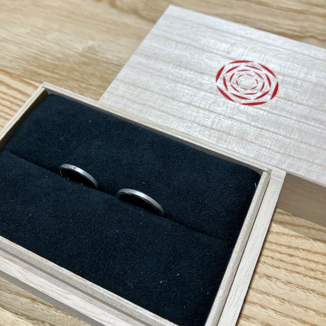 【出雲結(いずもゆい)の口コミ】 素材が付け心地よく、内石でオリジナリティを出せるので特別な指輪が作れ…